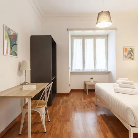 Apartment Hostly-wood And Colors Midtown-just 7min To Colosseum *