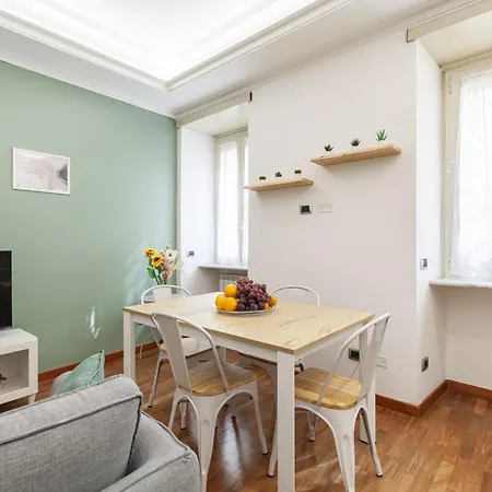 Apartment Hostly-wood And Colors Midtown-just 7min To Colosseum *