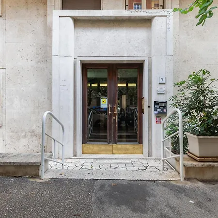Apartmán Hostly-wood And Colors Midtown-just 7min To Colosseum